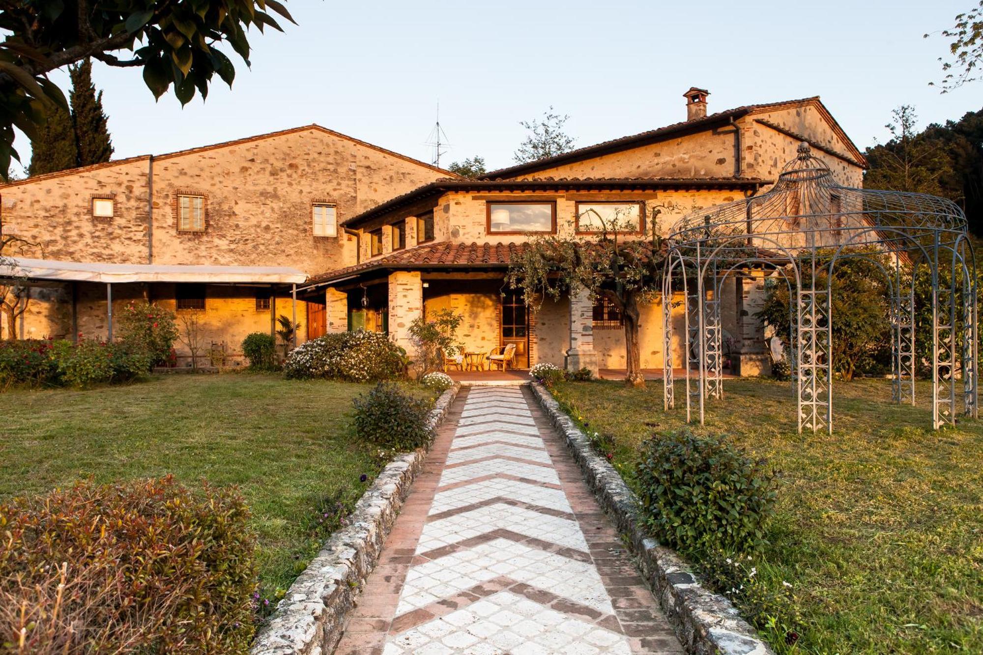 Bernardone 3* Camaiore
