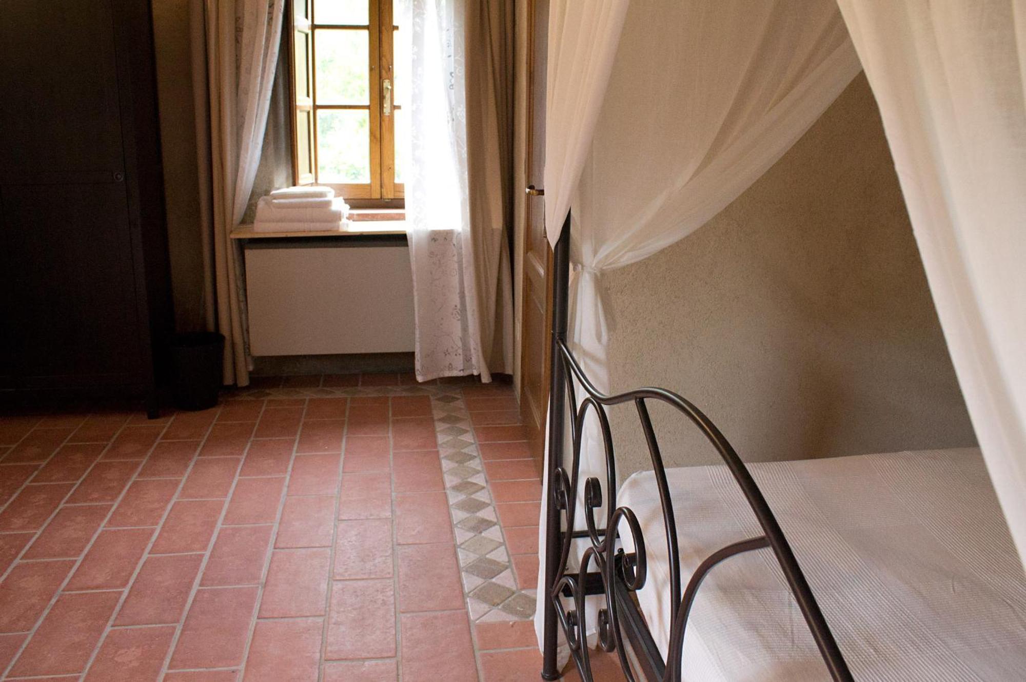 Bernardone Hotel